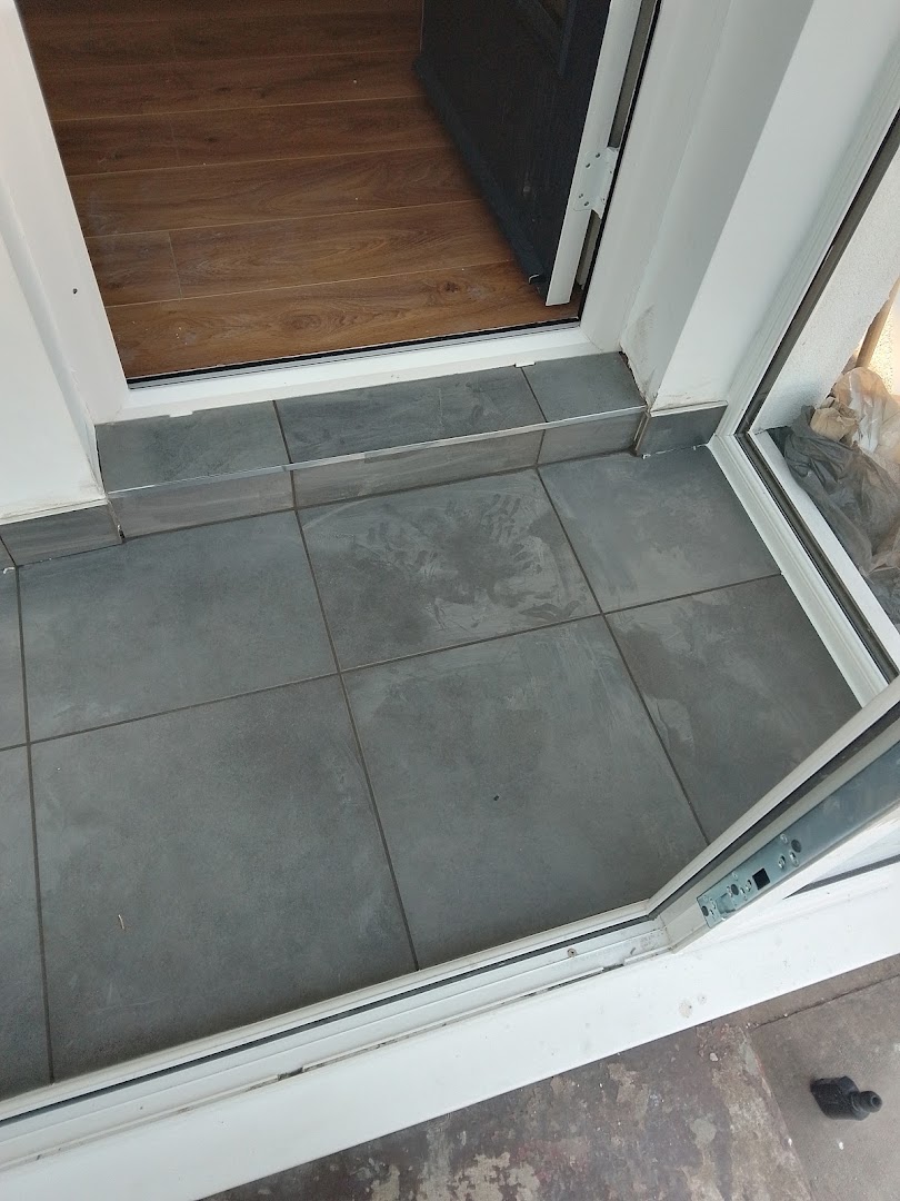 Carpentry & tiles (Swansea and surrounding) — Photos 14